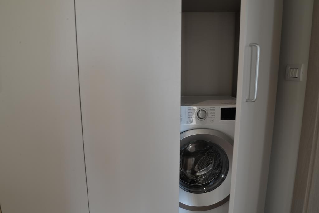 Apartment Cristian 2 ทิมิชัวรา ภายนอก รูปภาพ