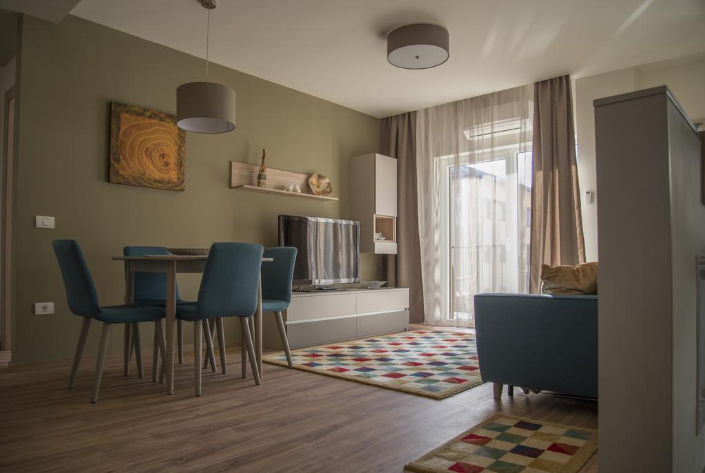 Apartment Cristian 2 ทิมิชัวรา ภายนอก รูปภาพ