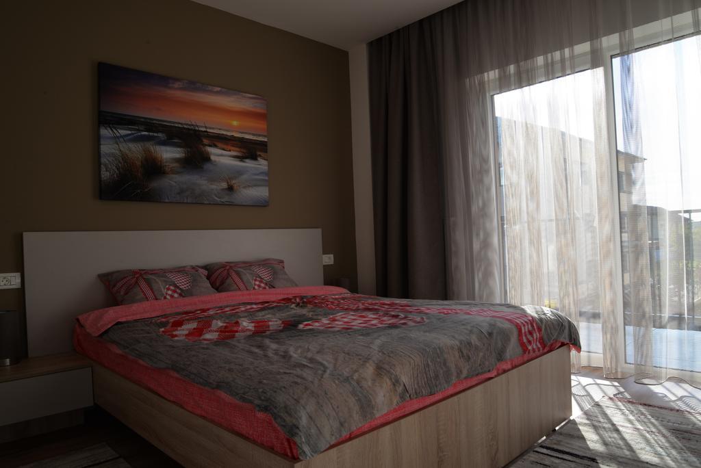 Apartment Cristian 2 ทิมิชัวรา ภายนอก รูปภาพ